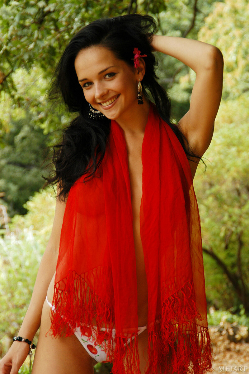 Александра, 22 года, 0 размер груди